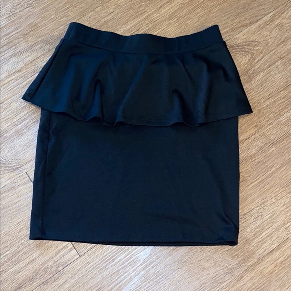 Mini skirt- NWT
